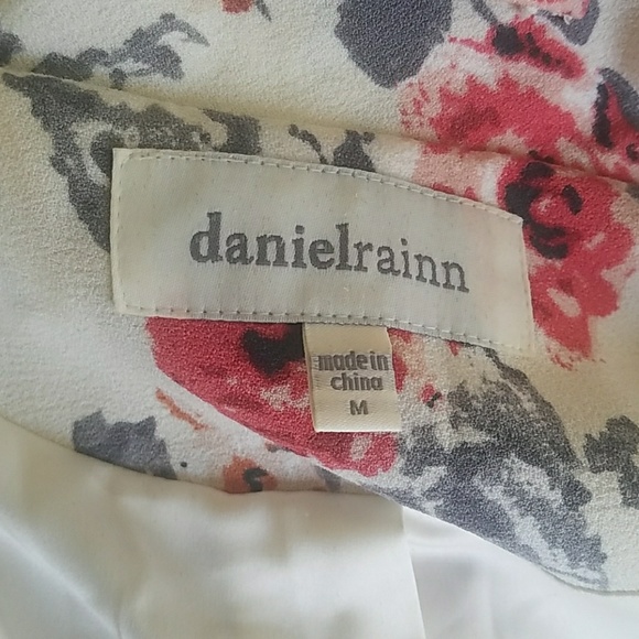 Daniel Rainn Ivory Floral Vest Size Medium - Picture 5 of 5